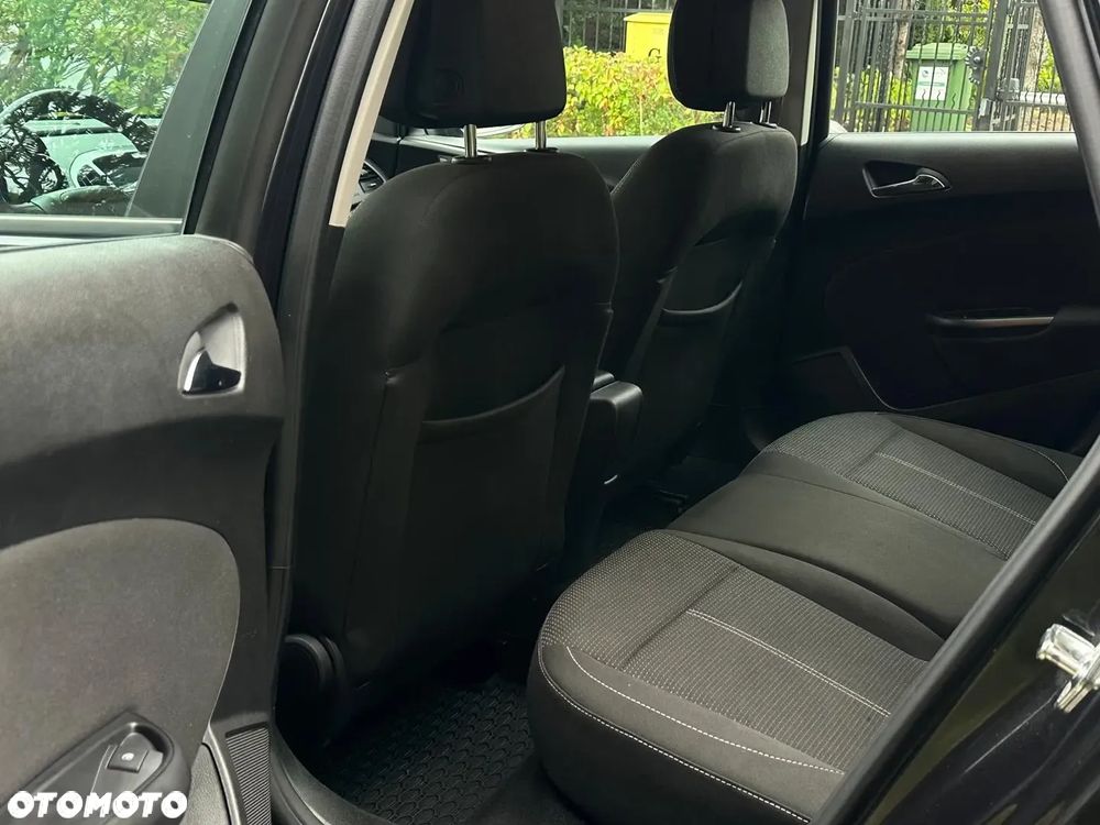 Opel Astra 1.6 CDTI Dynamic - 3