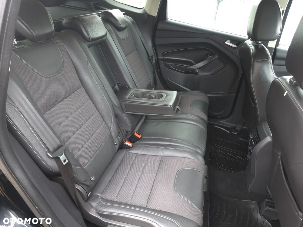 Ford Kuga 1.6 EcoBoost 2x4 Titanium - 14