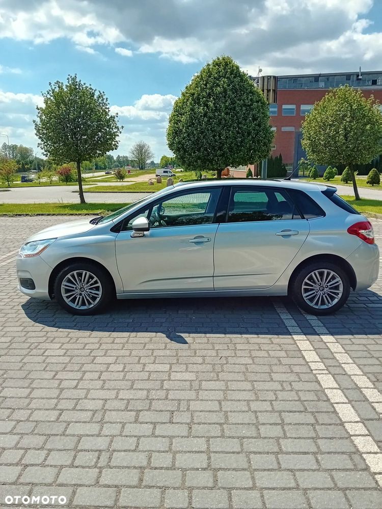 Citroën C4 HDi 90 Attraction - 17