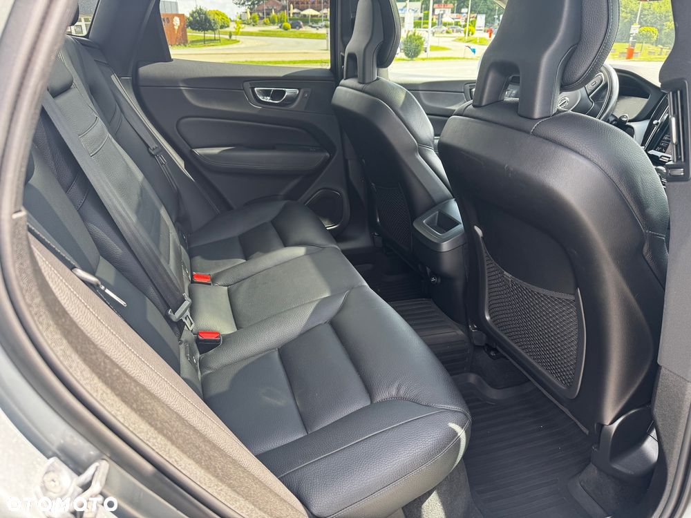 Volvo XC 60 T6 AWD Geartronic Inscription - 11