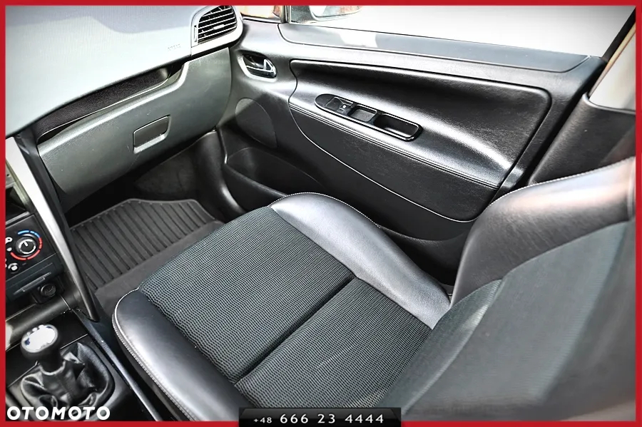 Peugeot 207 1.6 VTi Premium - 21