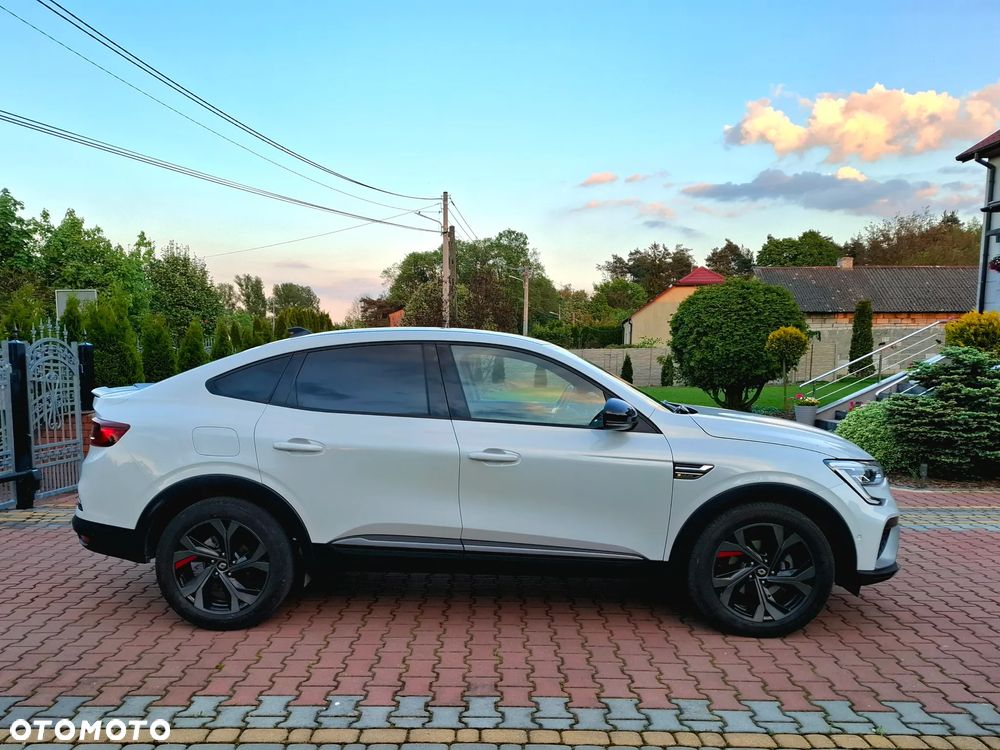 Renault Arkana 1.6 E-TECH R.S Line MMT - 4