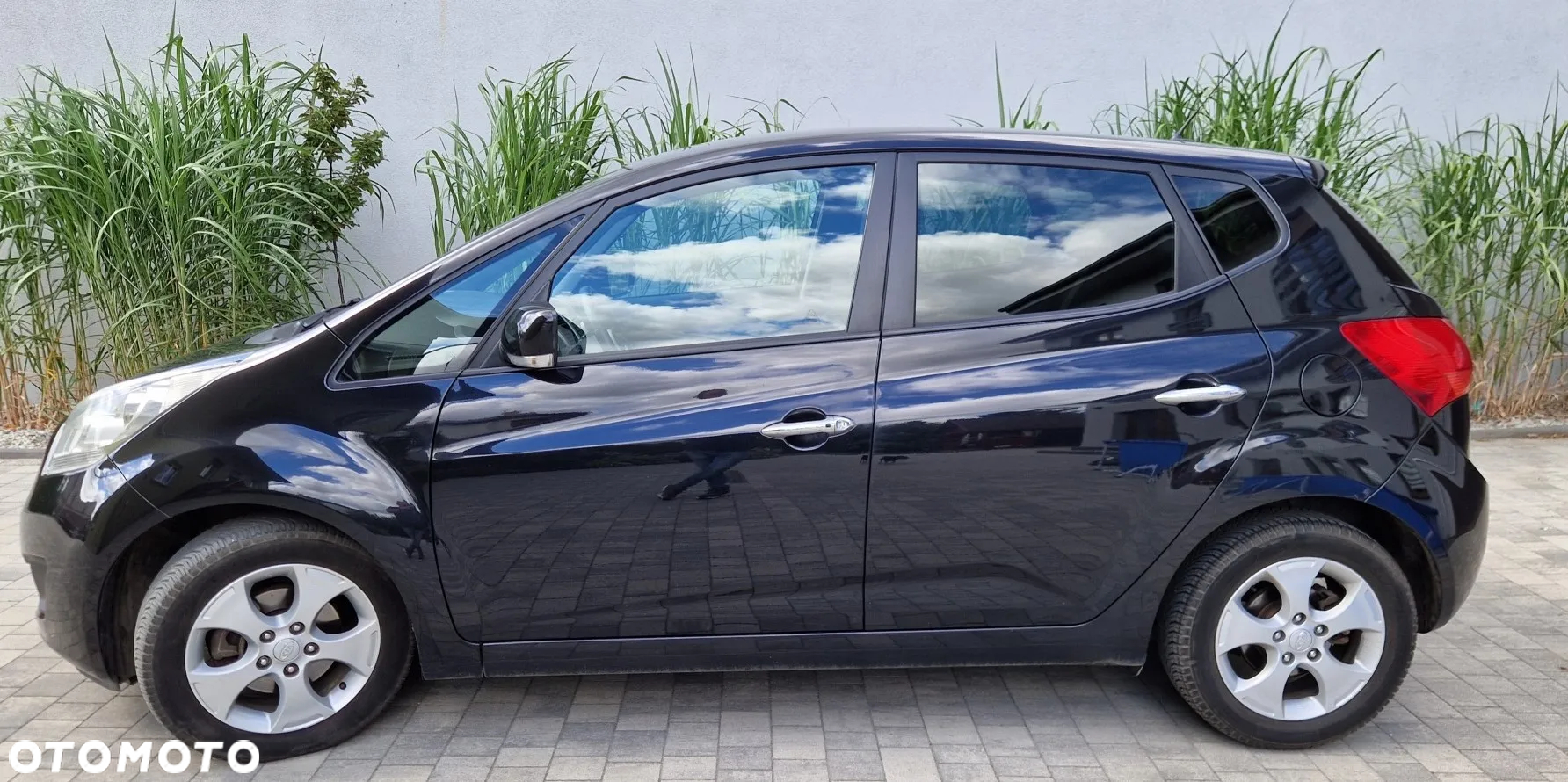 Kia Venga 1.6 CRDi 128 Business Line - 13