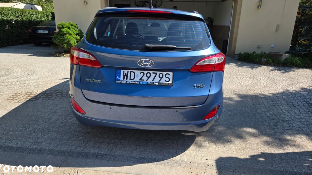Hyundai i30 1.6 CRDi Classic + - 6
