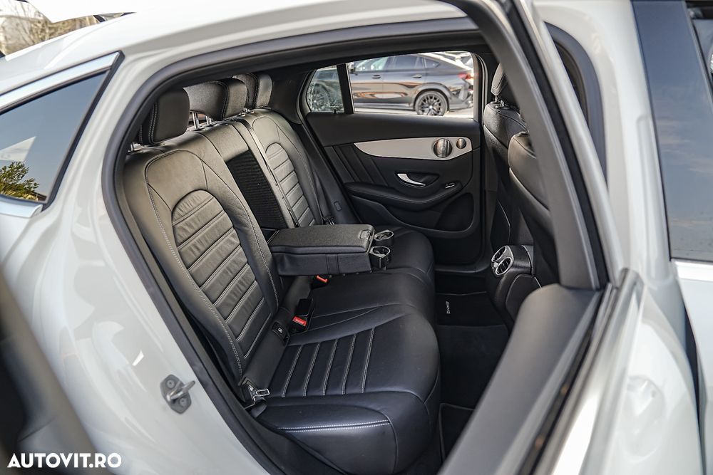 Mercedes-Benz GLC Coupe 300 e 4Matic 9G-TRONIC AMG Line - 20