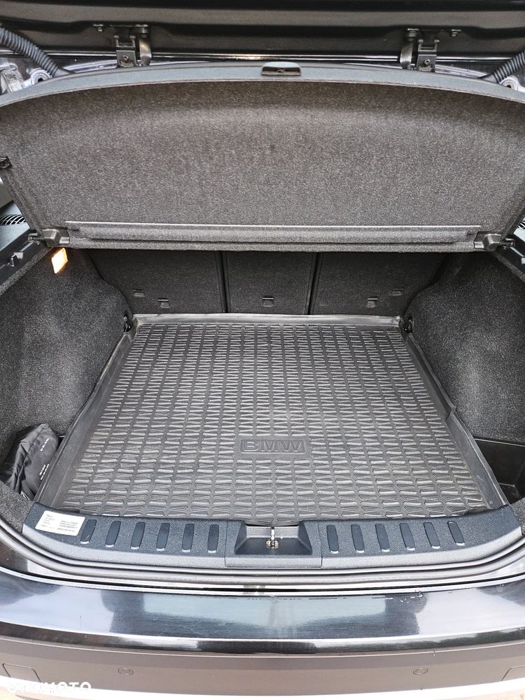 BMW X1 sDrive18i xLine - 17