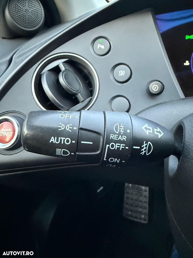 Honda Civic 1.8i-VTEC Sport - 23