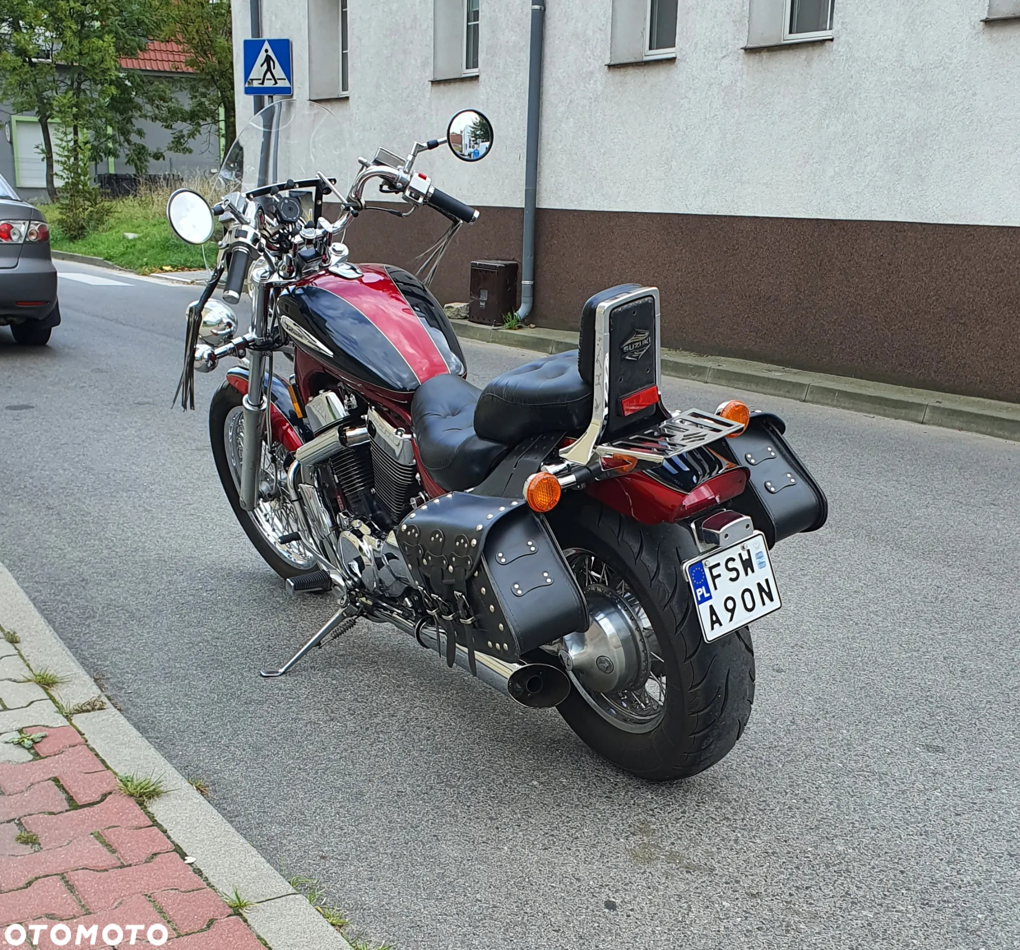 Suzuki Intruder - 6