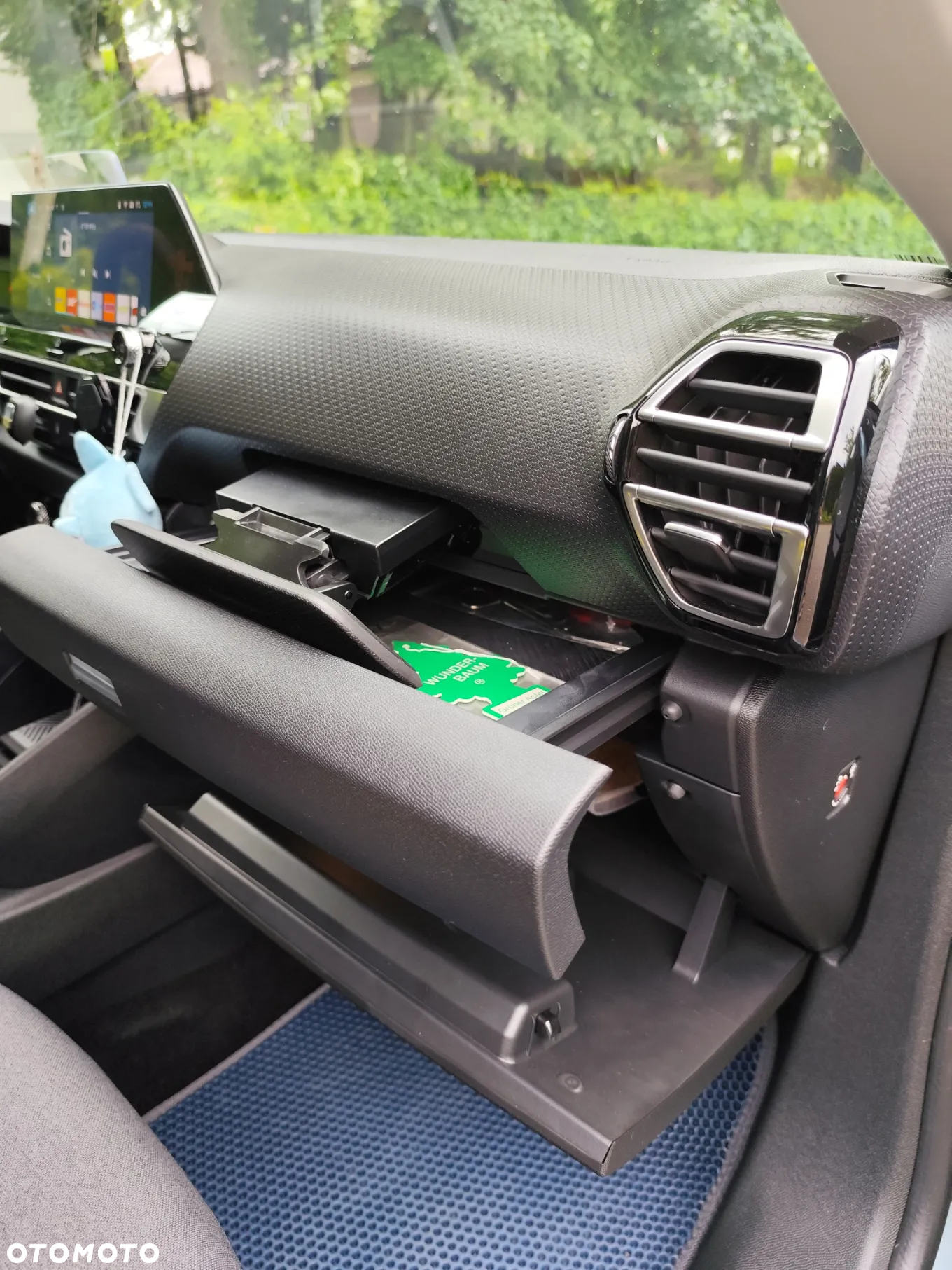 Citroën C4 PureTech 130 Stop&Start EAT8 FEEL PACK - 10
