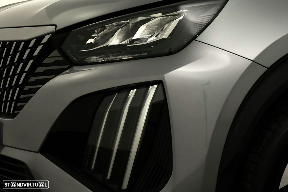 Peugeot 2008 1.2 PureTech Allure - 6