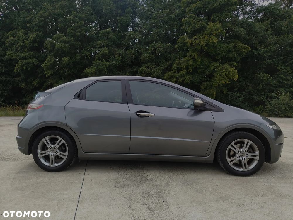 Honda Civic 1.4 i-VTEC Sport 40 Jahre Edition - 3