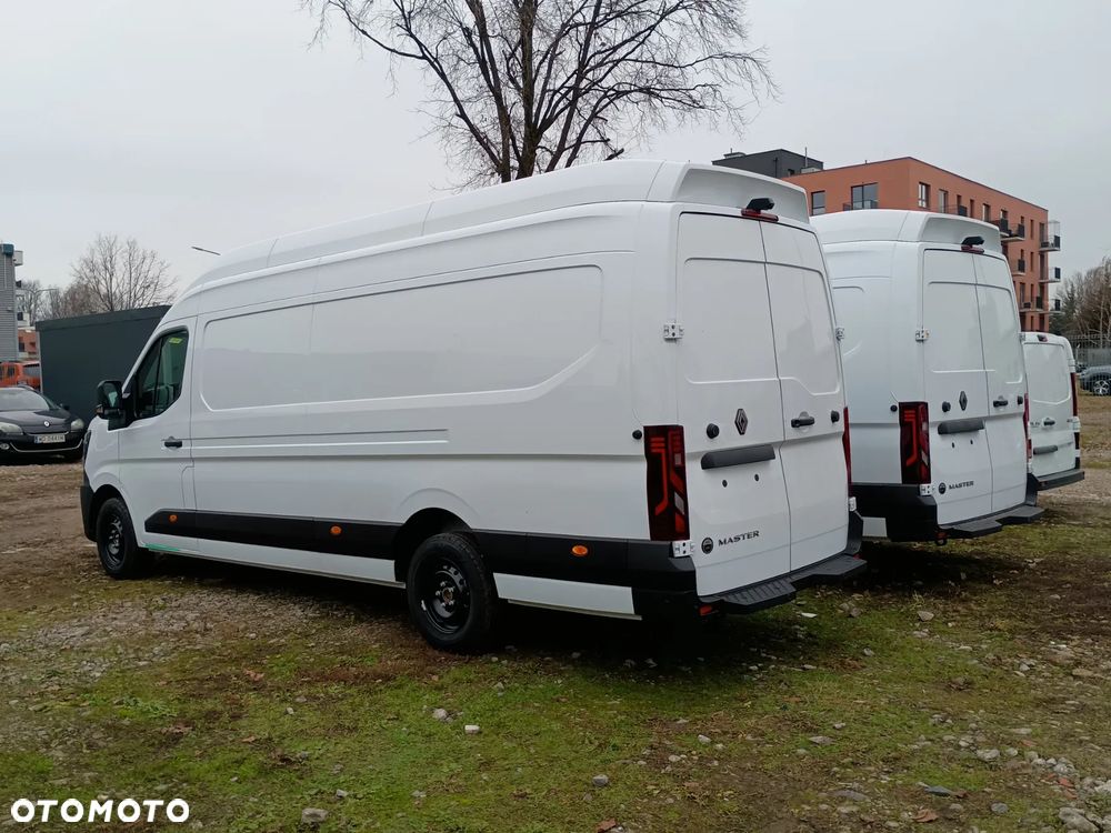 Renault L4H3 170 KM - 5