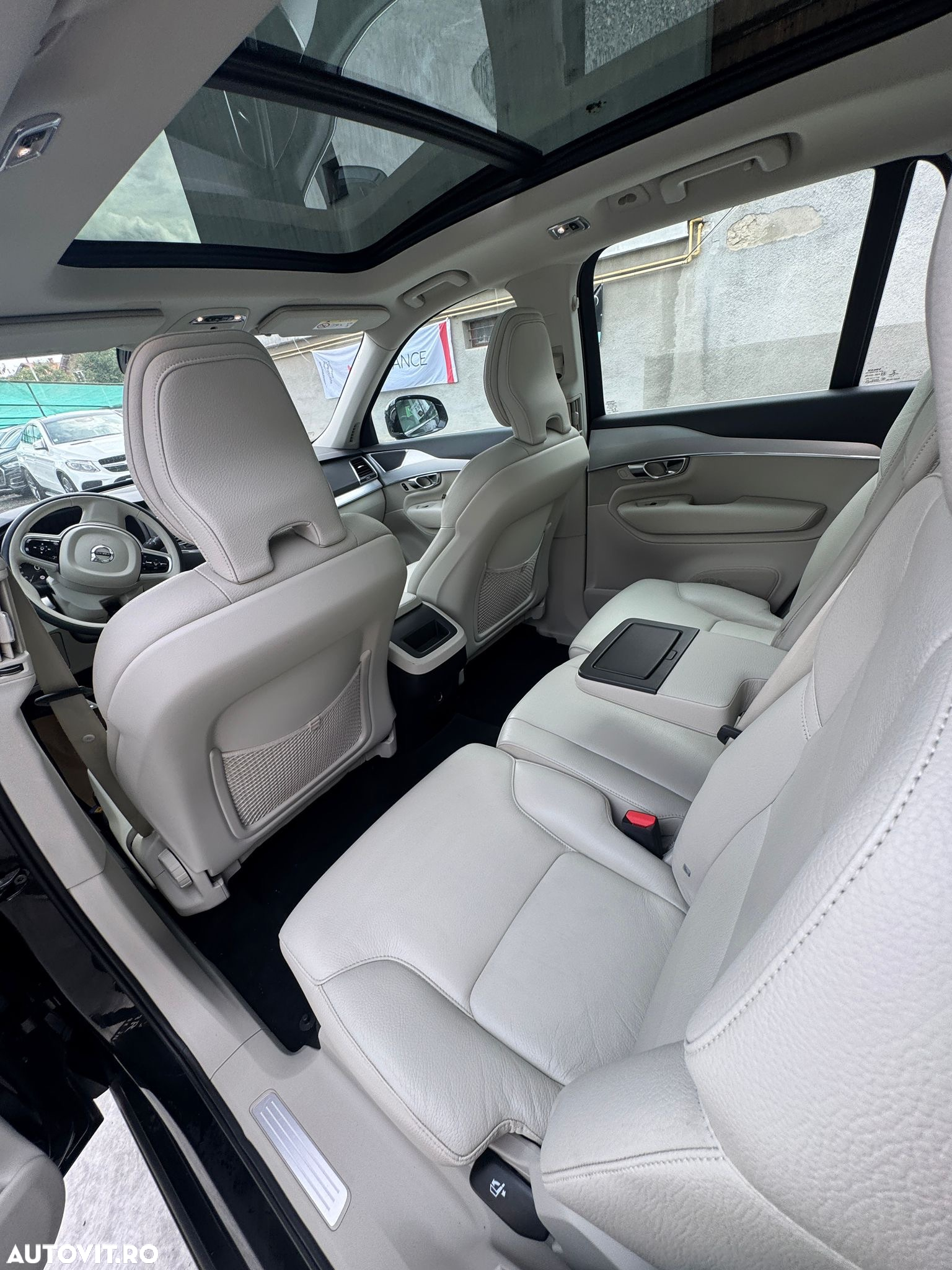 Volvo XC 90 - 10