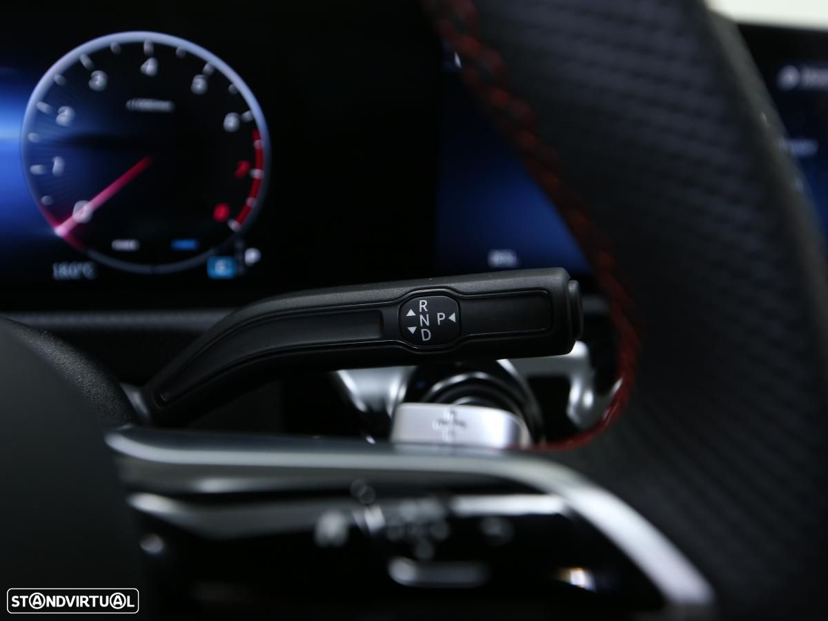 Mercedes-Benz A 180 Limousine 7G-DCT AMG Line - 18