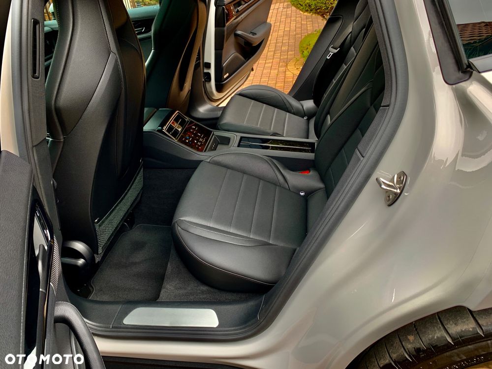 Porsche Panamera - 20