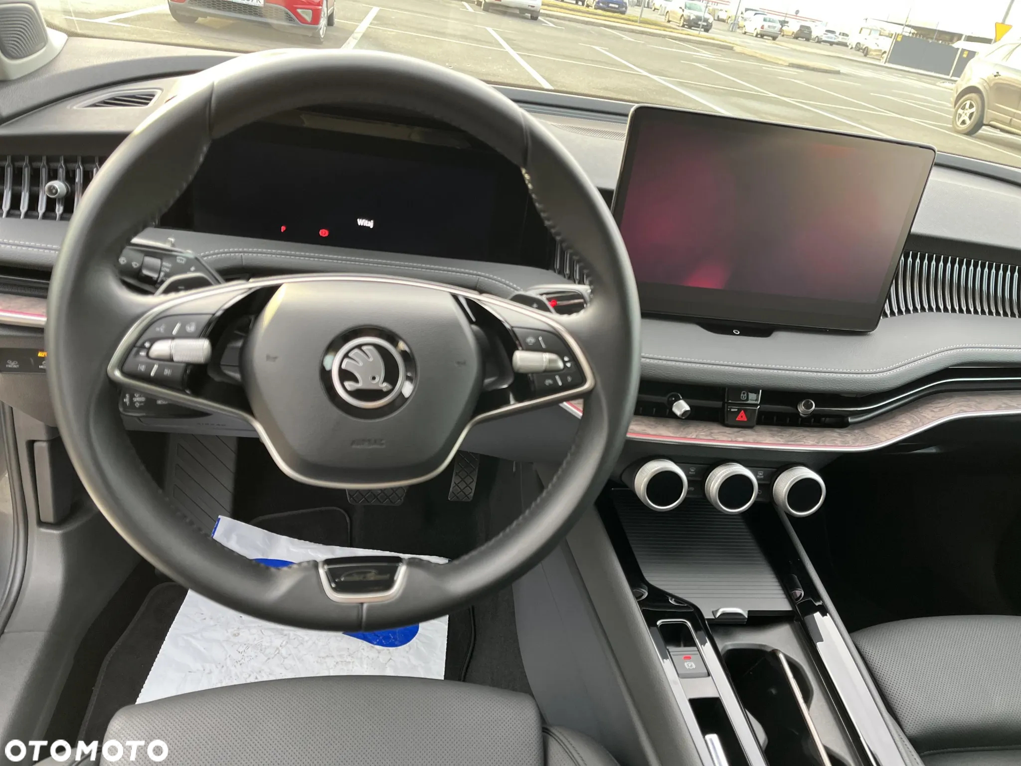 Skoda Superb 2.0 TDI SCR 4x4 L&K DSG - 9