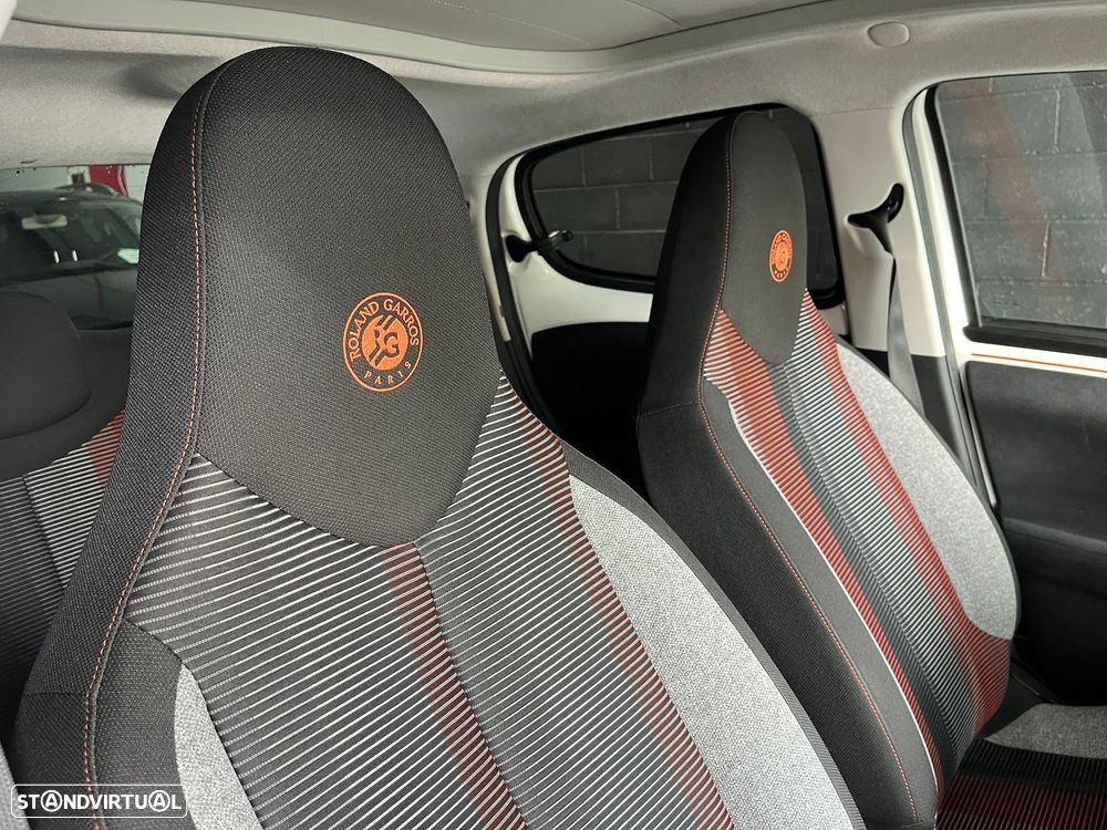 Peugeot 108 1.2 PureTech Top! Roland Garros - 27