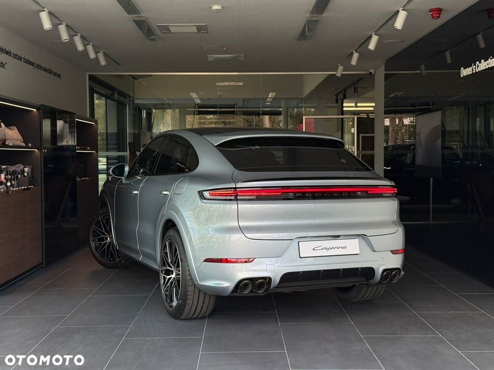 Porsche Cayenne - 4