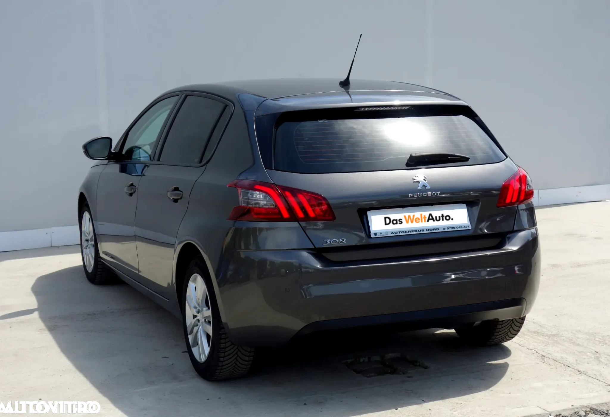 Peugeot 308 1.5 BlueHDi FAP STT EAT8 Active - 14
