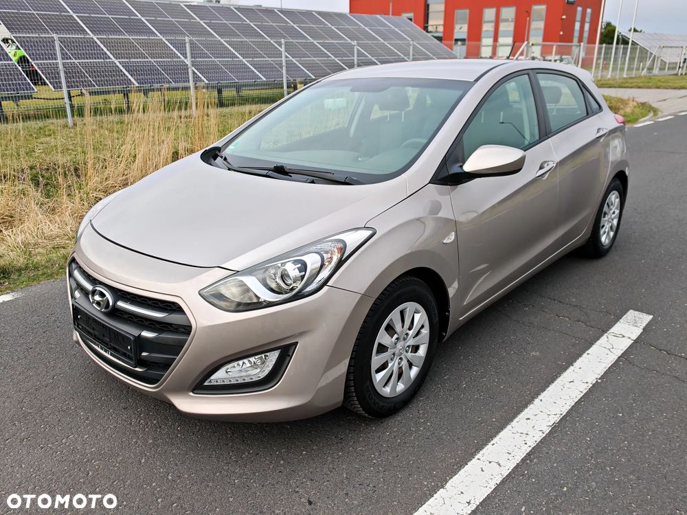 Hyundai i30 1.4 Trend - 2