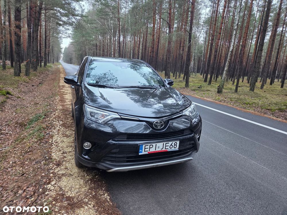 Toyota RAV4 2.0 D-4D Premium 4x2 - 2