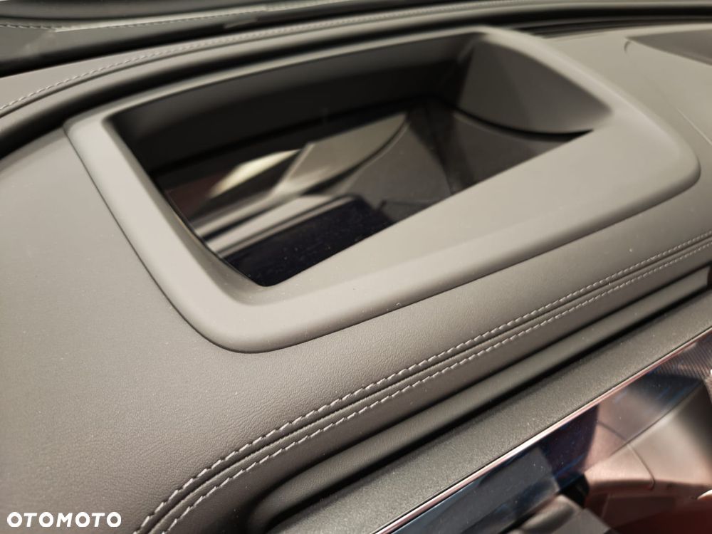 Mercedes-Benz GLC 300 mHEV 4-Matic AMG Line - 4