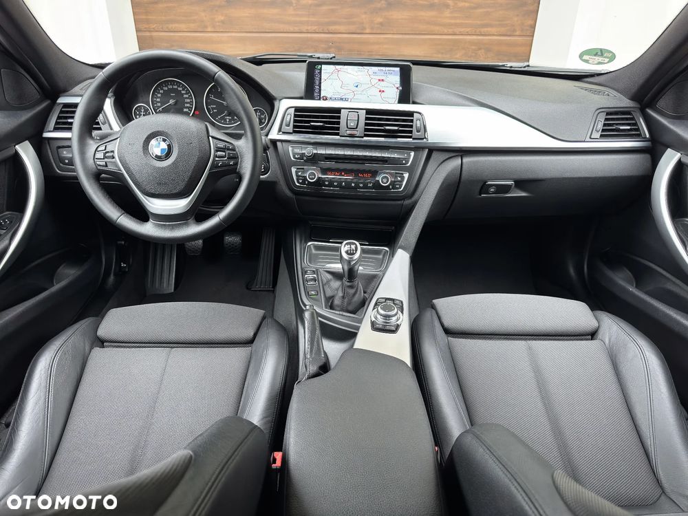 BMW Seria 3 318d Modern Line - 20