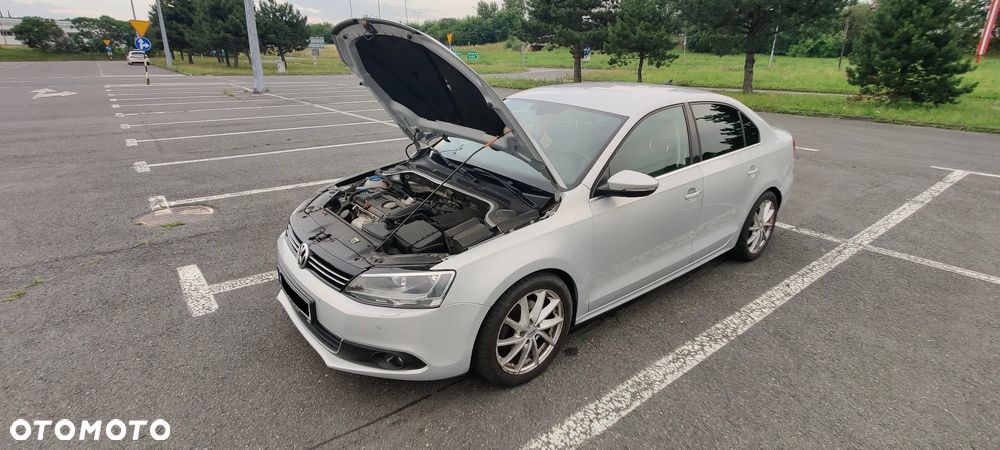 Volkswagen Jetta 1.4 TSI Highline - 18