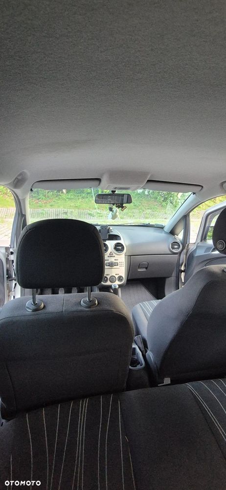 Opel Corsa 1.2 16V Cosmo - 10