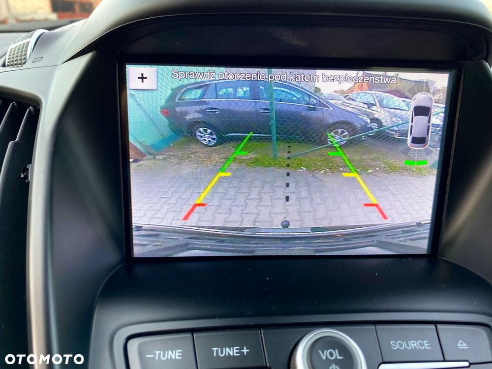 Ford Kuga - 18