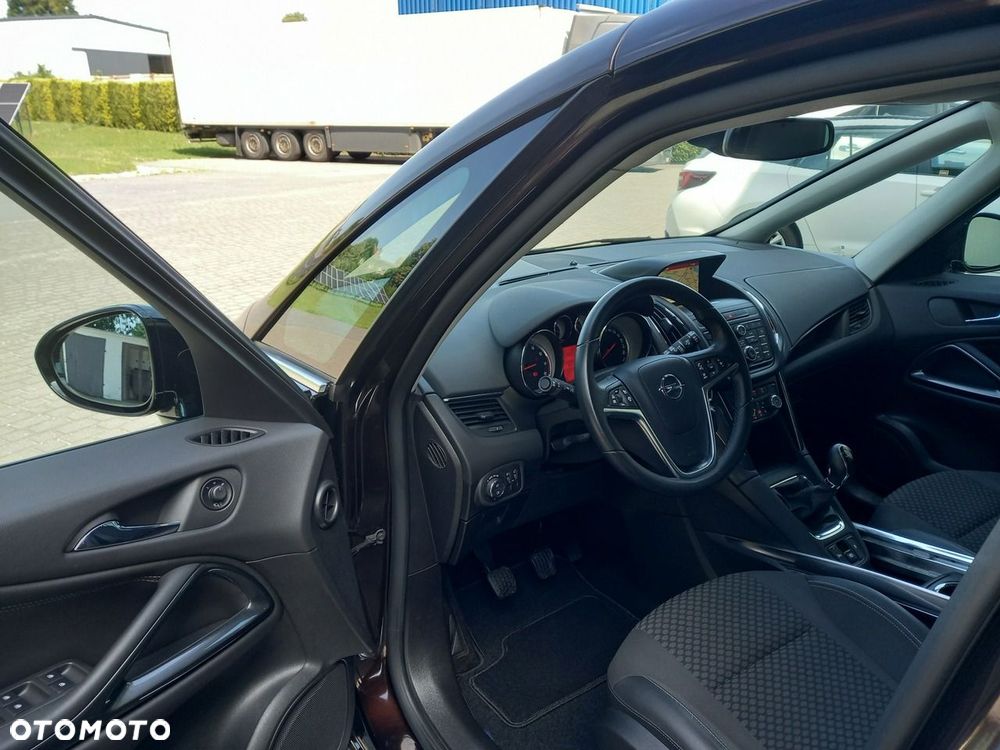Opel Zafira Tourer 1.4 Turbo Business Innovation - 27