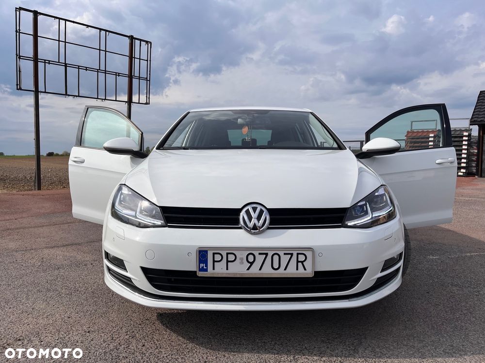 Volkswagen Golf VII 1.4 TSI BMT Comfortline DSG - 9