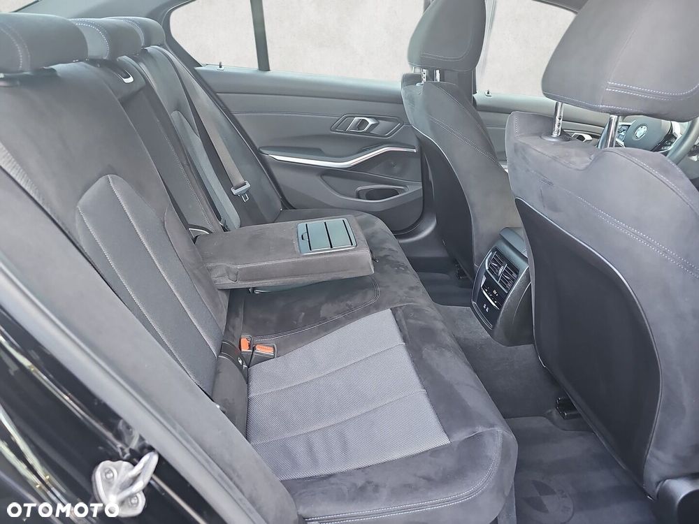 BMW Seria 3 - 27