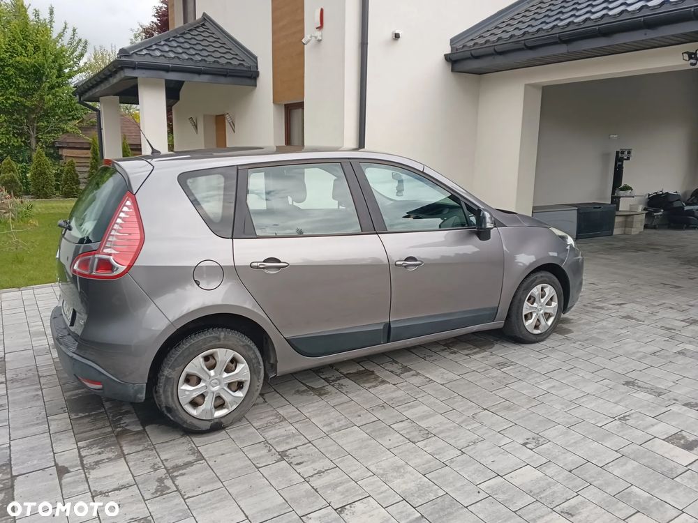 Renault Scenic - 2