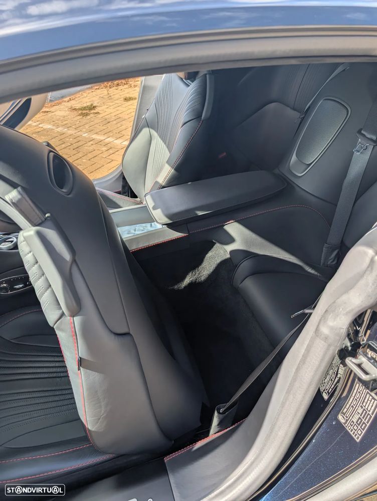 Aston Martin DB11 Coupé V8 Auto - 16