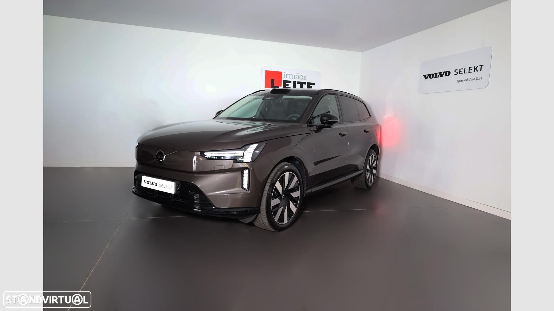 Volvo EX90 111 kWh Twin Motor Plus - 1