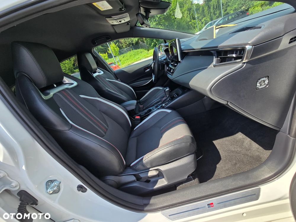 Toyota Corolla 2.0 GR Sport - 11