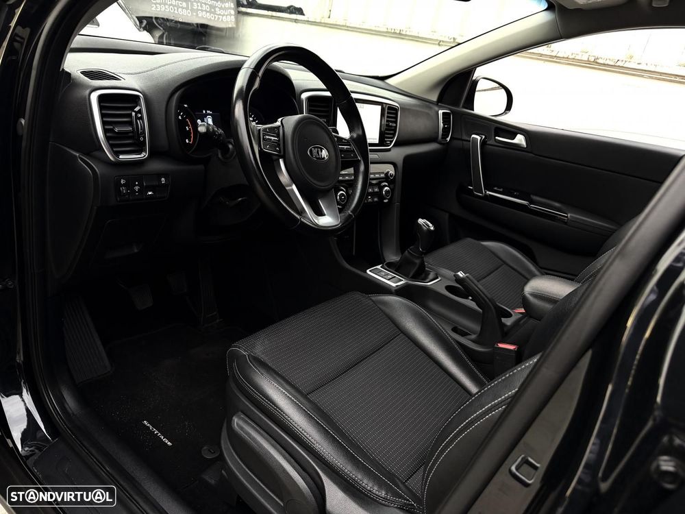 Kia Sportage 1.6 CRDI ISG MHEV Drive - 3