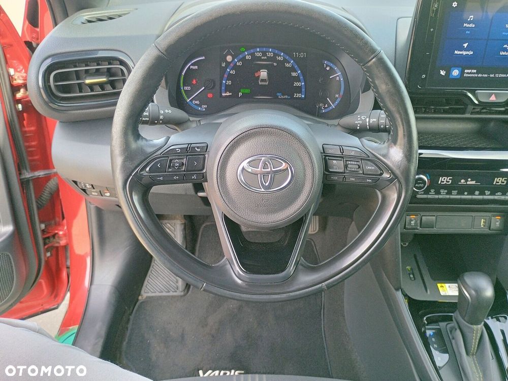 Toyota Yaris Cross - 25
