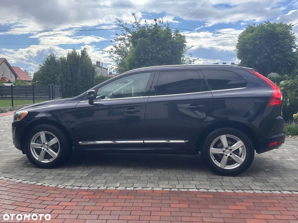 Volvo XC 60 - 4