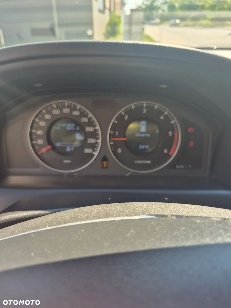 Volvo XC 60 2.4D AWD Momentum - 34