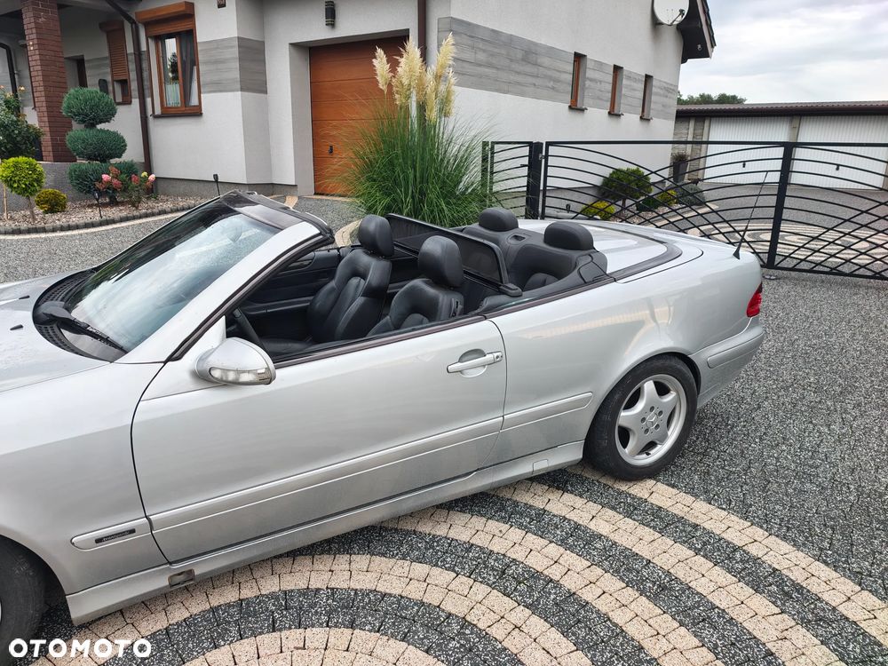 Mercedes-Benz CLK 320 - 9