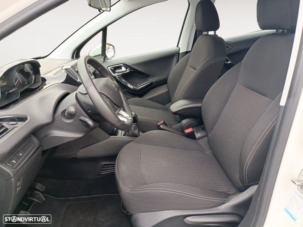 Peugeot 208 1.2 PureTech Active - 9