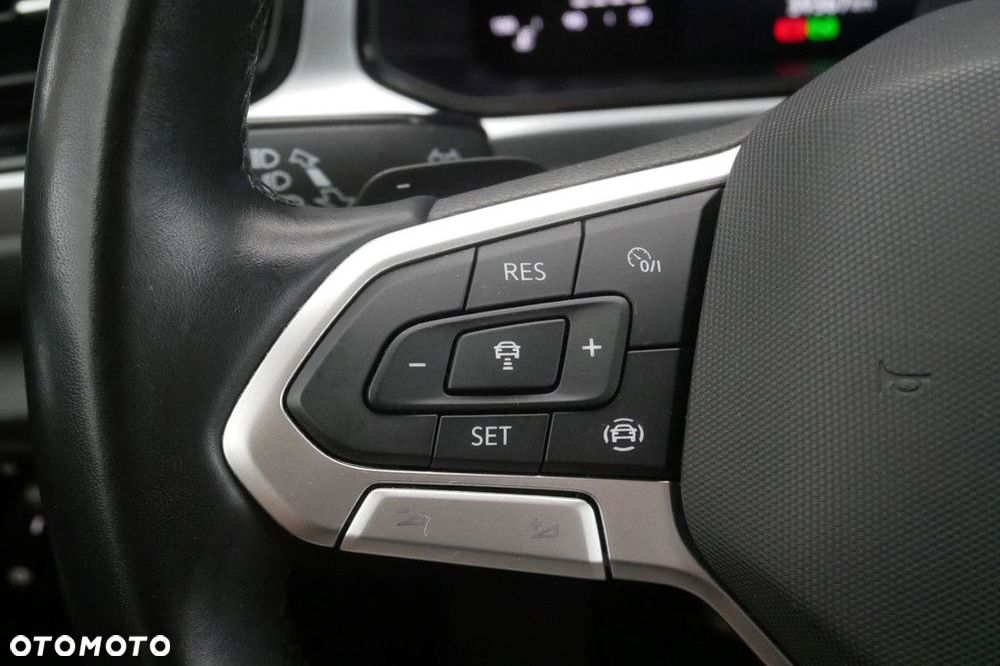 Volkswagen T-Roc 1.5 TSI Life DSG - 22