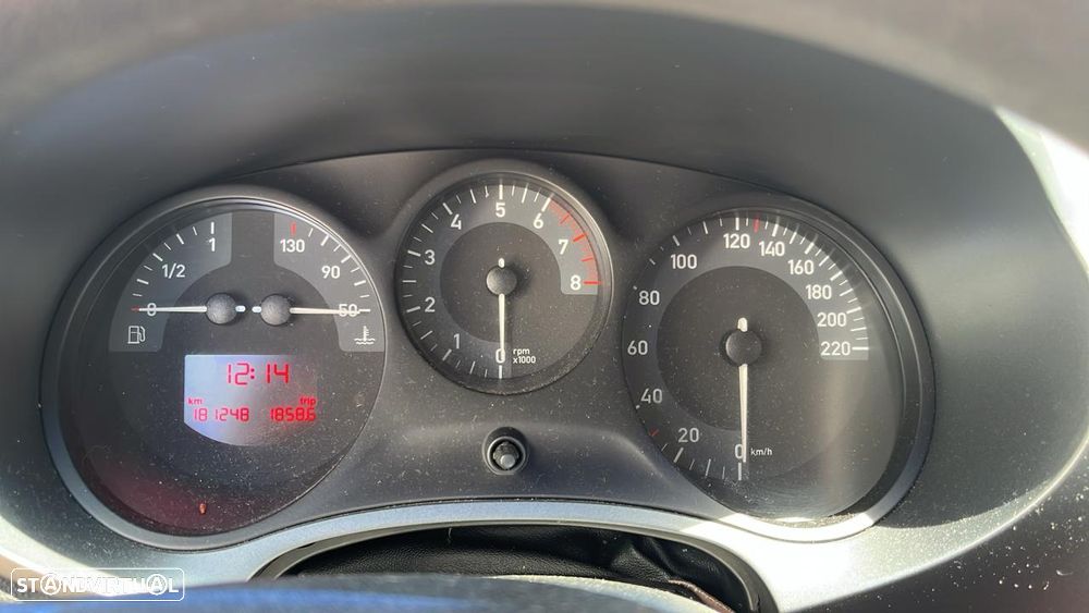 SEAT Leon 1.6 Reference - 3