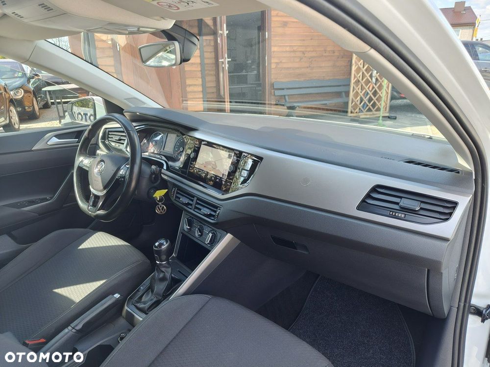 Volkswagen Polo 1.6 TDI SCR Trendline - 19