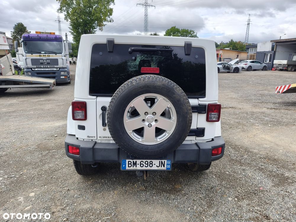 Jeep Wrangler Unlimited 2.8 CRD DPF Sport - 13