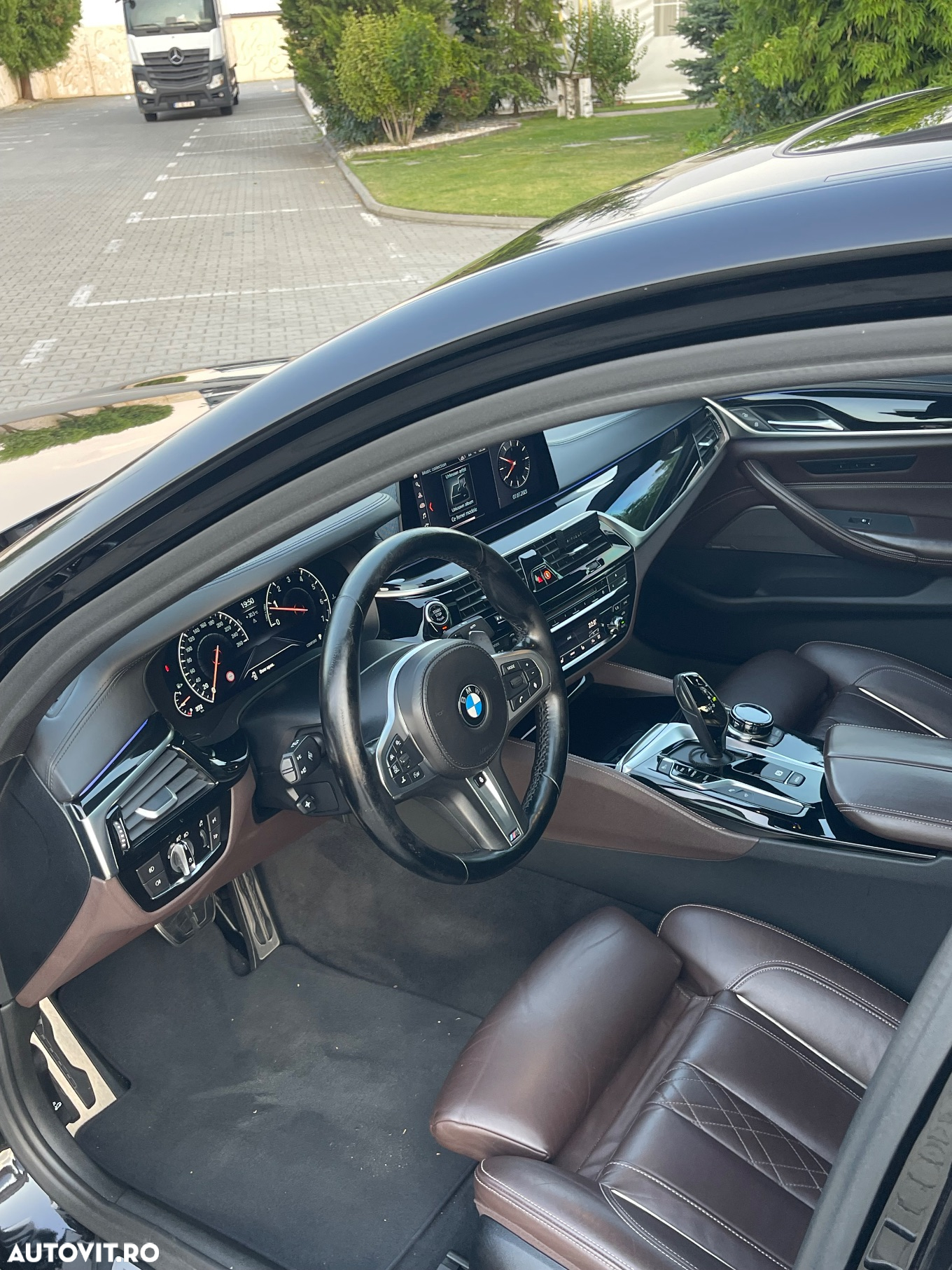 BMW Seria 5 540i Aut. - 13