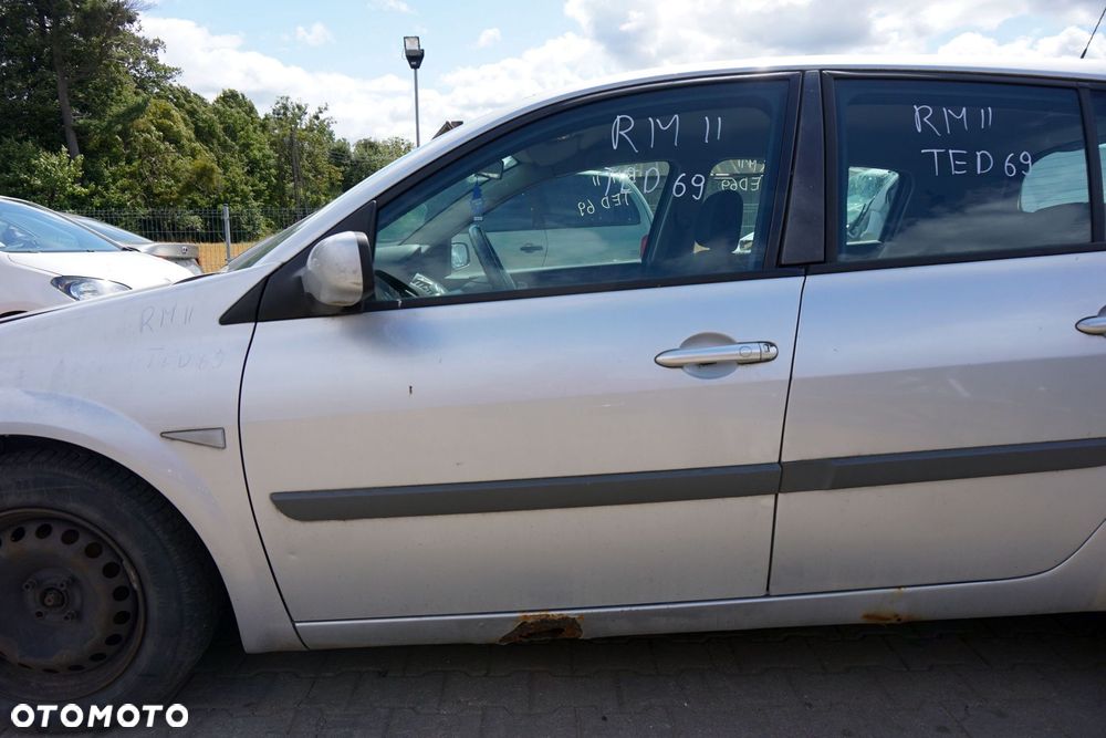 DRZWI PRZEDNIE LEWE MEGANE II PH2 LIFT 5D HB TED69  SREBRNY RENAULT 2006-2008 - 1
