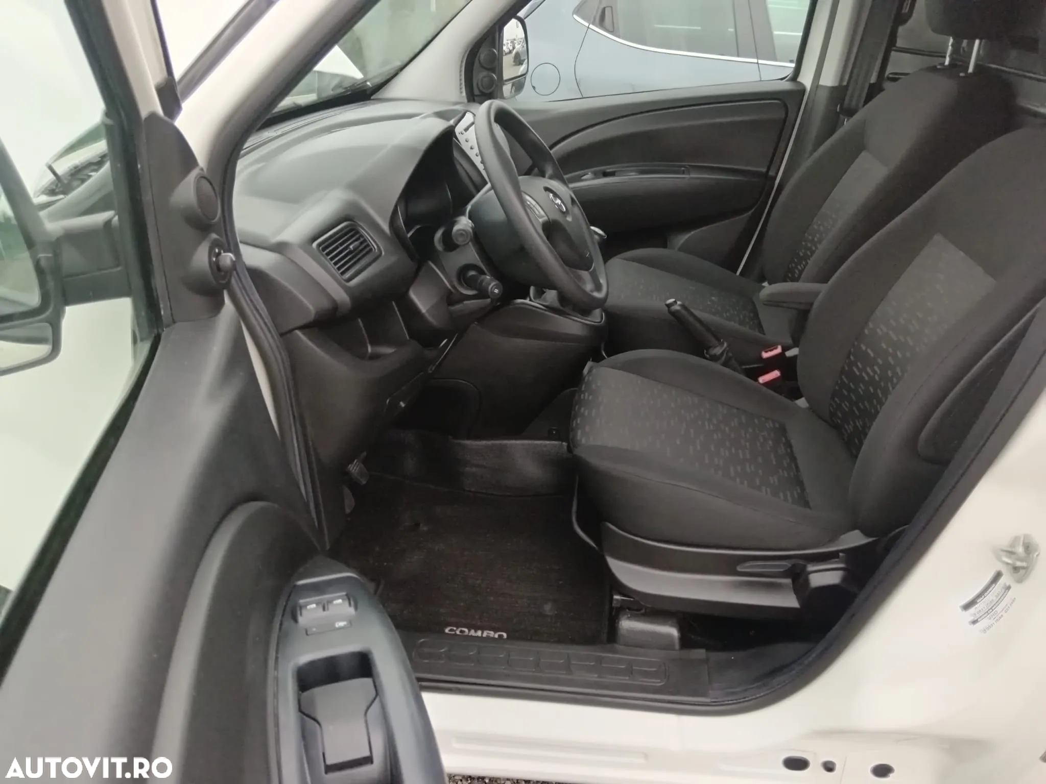 Opel Combo - 23